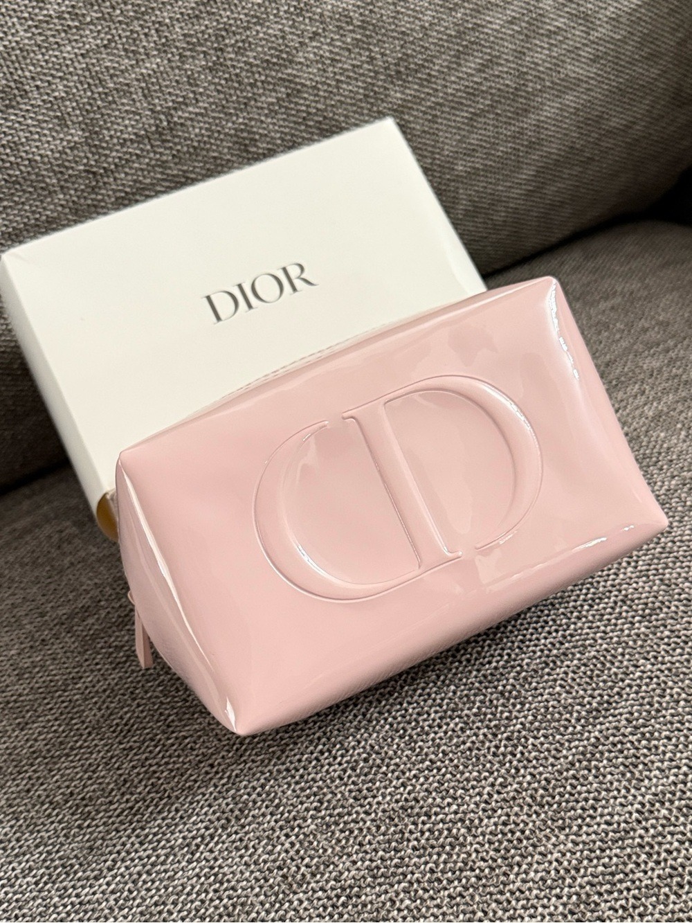 Dior Beauty Baby Pink Glossy Patent CD Makeup Bag Pouch New Authentic - Picture 6 of 15